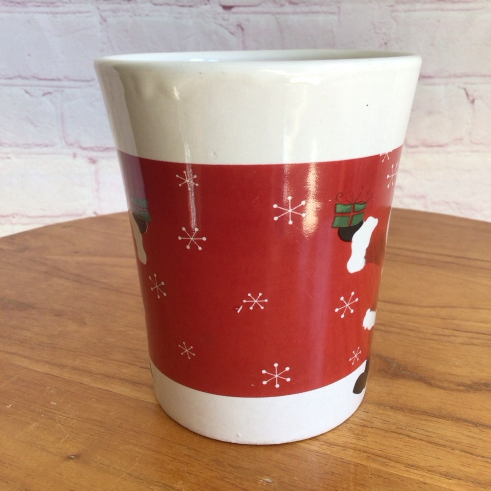 Royal Norfolk Festive Santa Claus Stoneware Mug - Picture 2 of 6